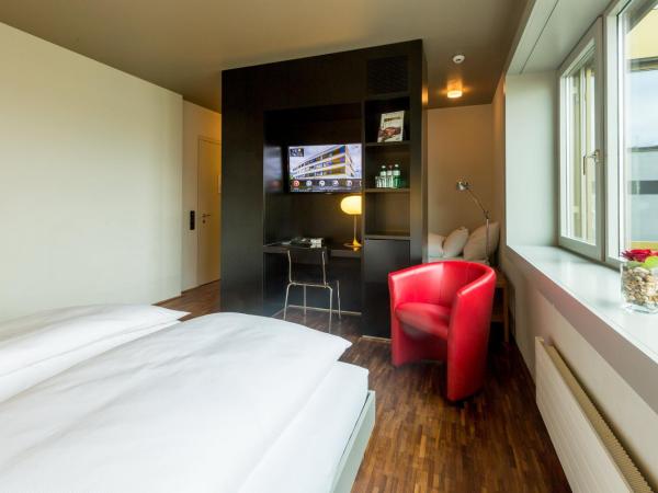 Dasbreitehotel am Rhein : photo 6 de la chambre chambre supérieure - design