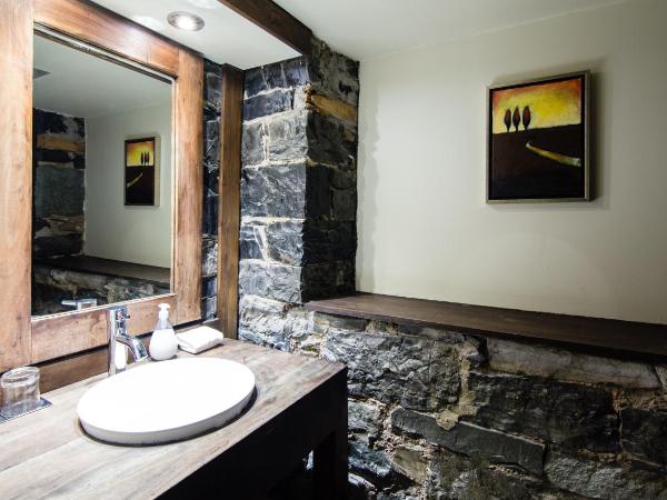 C3- Hotel Art De Vivre : photo 10 de la chambre chambre lit queen-size - sous-sol