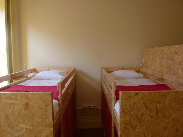 Canvas Atelier Hostel : photo 4 de la chambre lit dans dortoir mixte de 8 lits