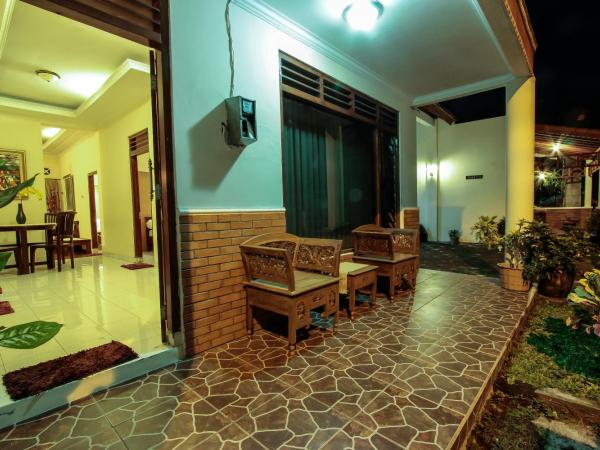 Griya Langen Guesthouse : photo 5 de la chambre maison 4 chambres