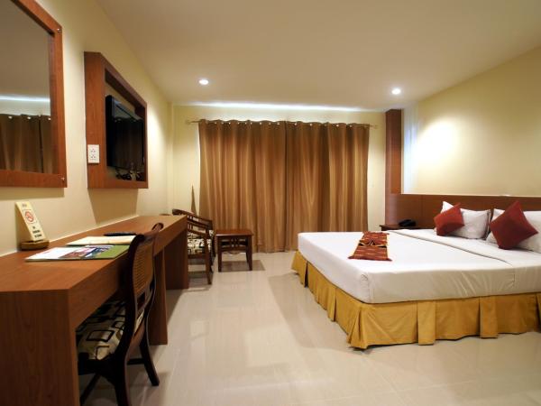 Khaolak Sunset Resort - Adults Only - SHA Extra Plus : photo 2 de la chambre chambre premier