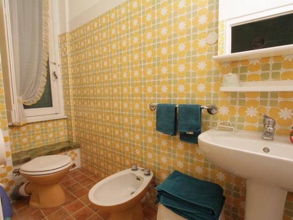 Hotel Barone : photo 2 de la chambre chambre double avec salle de bains privative
