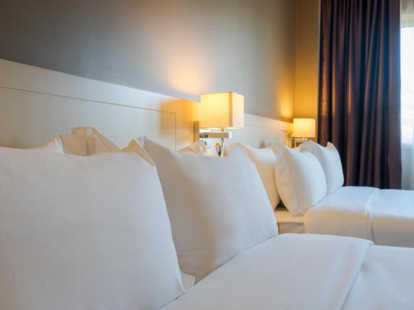 HF Tuela Porto : photo 2 de la chambre chambre lits jumeaux plus (3 adultes)