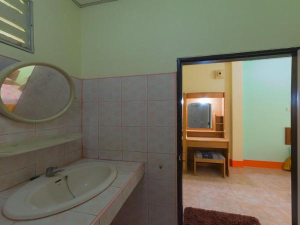 Rim Khao Resort : photo 10 de la chambre bungalow avec ventilateur