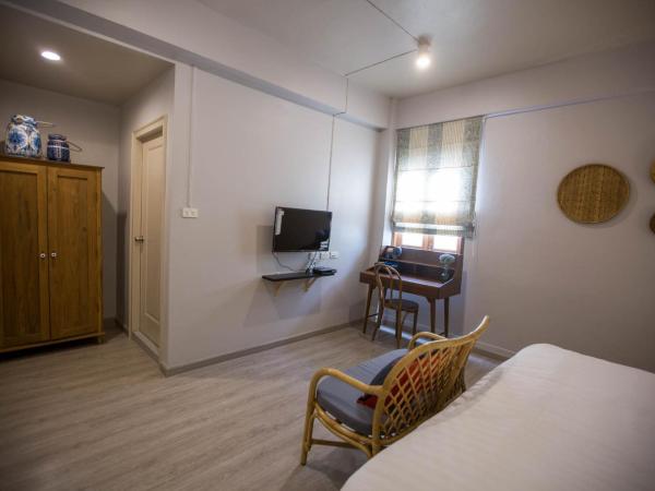 Vera Nidhra - Self check-in after 6pm : photo 3 de la chambre chambre double deluxe