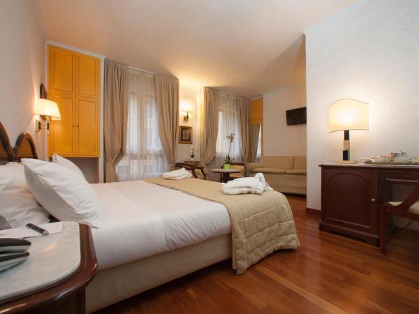 Majestic Toscanelli (centro storico) : photo 2 de la chambre suite junior