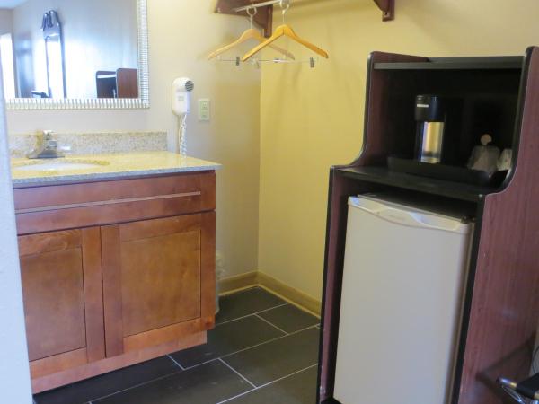 Astro Best Inn : photo 3 de la chambre chambre lit king-size