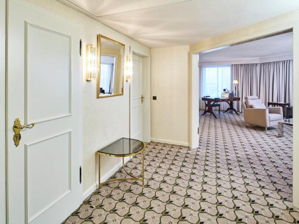 Clayton Hotel Düsseldorf City Centre : photo 4 de la chambre suite