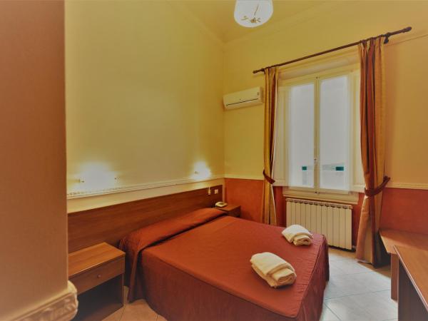 Hotel Palazzuolo : photo 6 de la chambre chambre double ou lits jumeaux