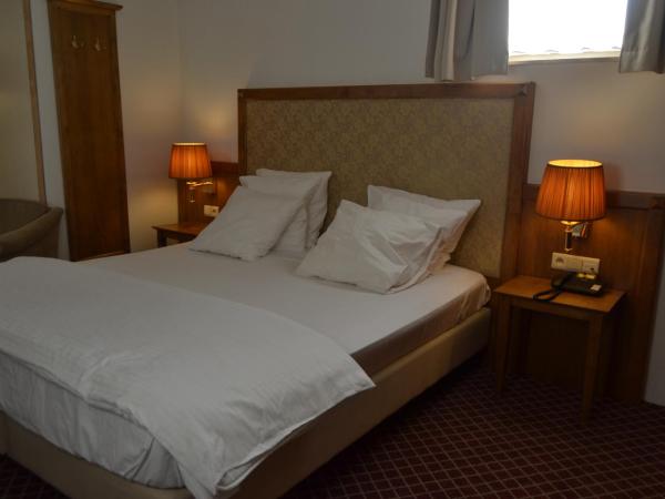 Hotel The Lord : photo 6 de la chambre chambre deluxe