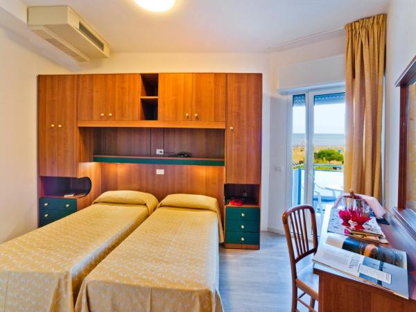 Hotel Gimm : photo 6 de la chambre chambre double ou lits jumeaux