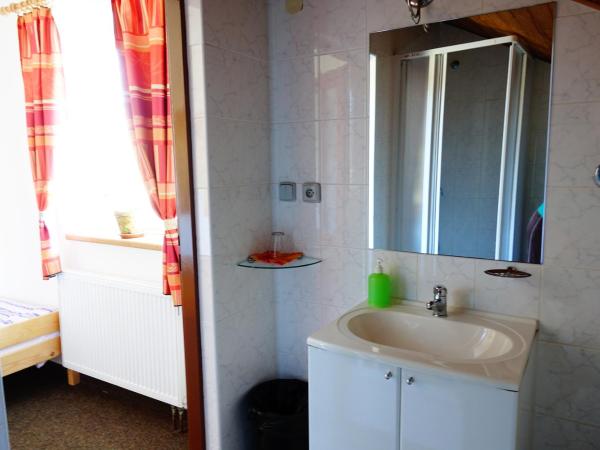 Penzion U Studánky : photo 8 de la chambre chambre triple (3 adultes)