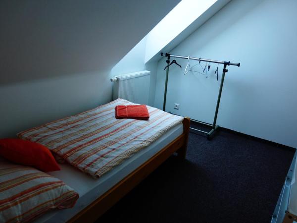 Penzion U Studánky : photo 2 de la chambre chambre simple avec salle de bains