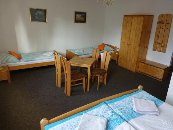 Penzion U Studánky : photo 2 de la chambre chambre quadruple