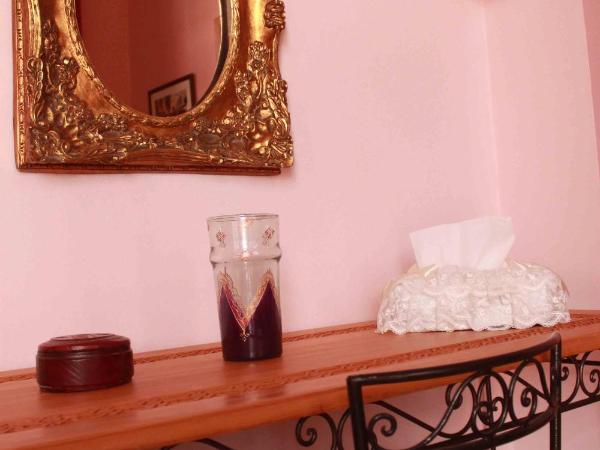 Riad Dar Karima : photo 4 de la chambre chambre double warda