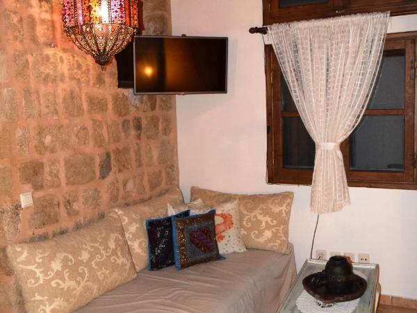 Petrino : photo 4 de la chambre studio avec vue sur le jardin

