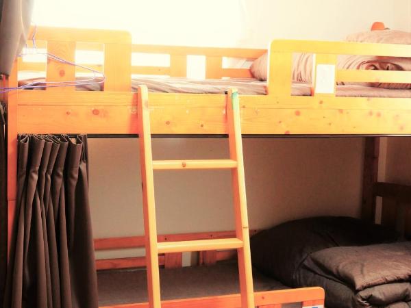 Osaka Tomato Guesthouse : photo 6 de la chambre lit superposé dans dortoir pour femmes 