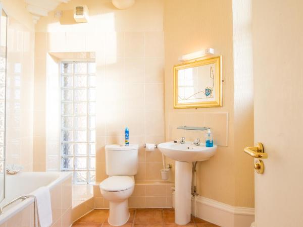 Cumberland Hotel : photo 4 de la chambre chambre quadruple