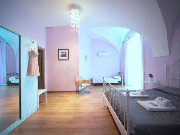 B&B Favola Mediterranea : photo 1 de la chambre chambre quadruple