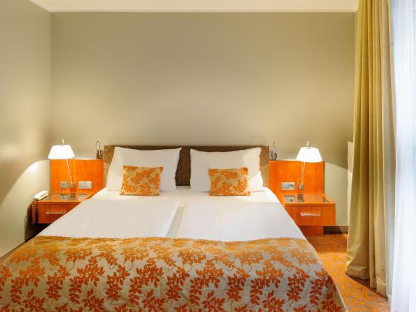 Mercure Hotel & Residenz Berlin Checkpoint Charlie : photo 5 de la chambre suite familiale