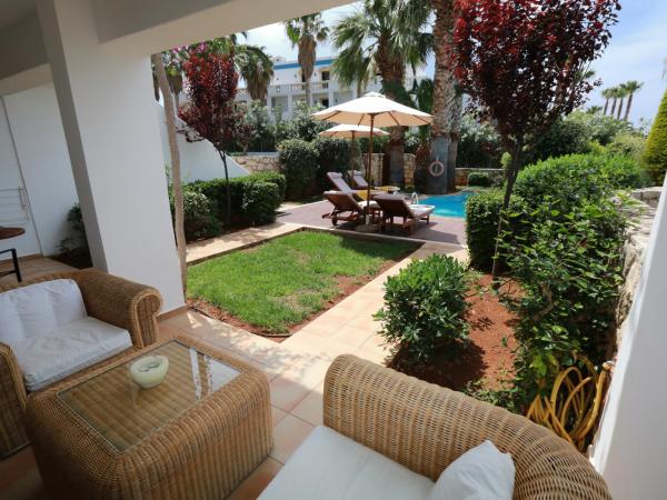 Annabelle Beach Resort : photo 6 de la chambre suite vip avec piscine commune