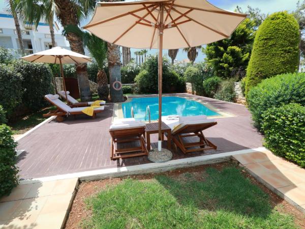 Annabelle Beach Resort : photo 3 de la chambre suite vip avec piscine commune