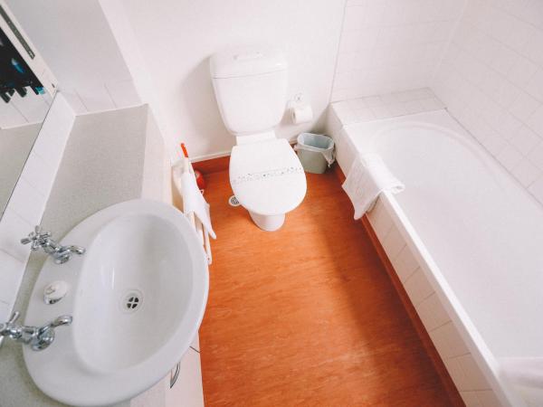 Addington Stadium Motel : photo 8 de la chambre studio lit queen-size