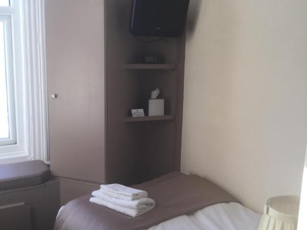 The Windsor Carlton : photo 3 de la chambre single room with sea view (2)