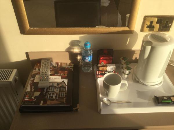 The Windsor Carlton : photo 2 de la chambre single room with sea view (2)