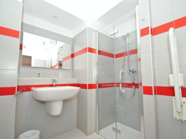 Torino 1854 Affittacamere : photo 7 de la chambre grande chambre simple 