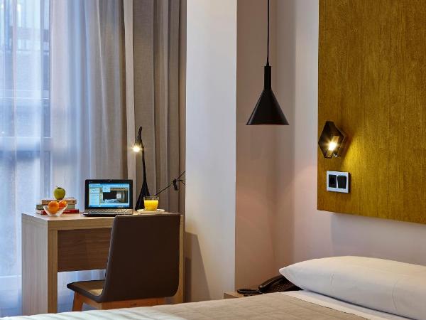 Hotel Bilbao Plaza : photo 6 de la chambre chambre double ou lits jumeaux avec vue