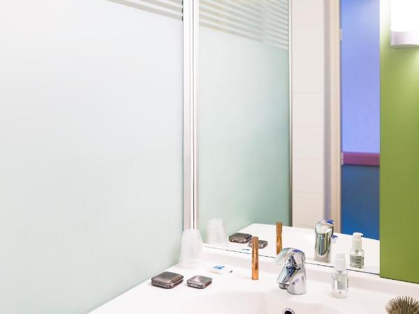 ibis budget Toulouse Centre Gare : photo 10 de la chambre chambre triple