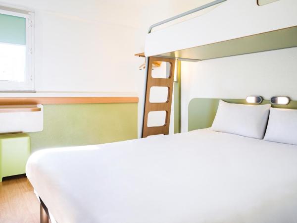 ibis budget Toulouse Centre Gare : photo 7 de la chambre chambre triple