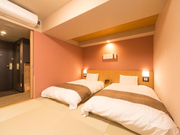 Dormy Inn Premium Tokyo Kodenmacho : photo 4 de la chambre chambre lits jumeaux de style japonais - non-fumeurs