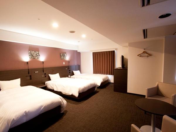 Smile Hotel Kyoto Shijo : photo 9 de la chambre chambre de luxe - non-fumeurs