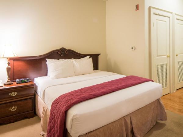 Fort Harrison State Park Inn : photo 1 de la chambre suite lit queen-size – accessible aux personnes à mobilité réduite