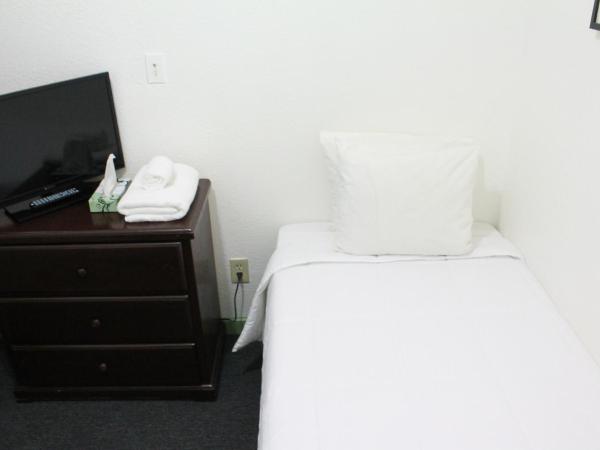 Union Hotel : photo 4 de la chambre chambre simple avec salle de bains commune