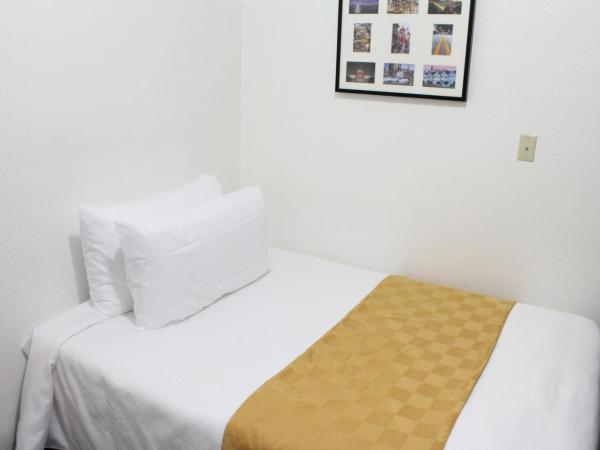 Union Hotel : photo 7 de la chambre chambre de luxe avec lit double et salle de bains commune