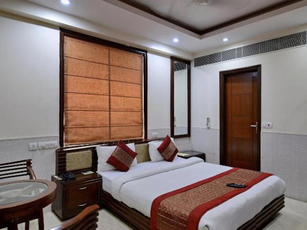 Hotel The Daanish Residency - Karol Bagh : photo 5 de la chambre chambre double ou lits jumeaux