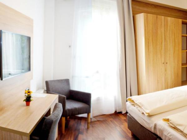 BlnCty Hotel : photo 2 de la chambre chambre double confort