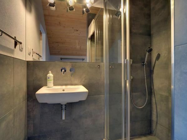 Dom Górski : photo 8 de la chambre chambre triple avec balcon