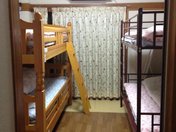 Guest House Wa N Wa : photo 3 de la chambre lit superposé dans dortoir mixte