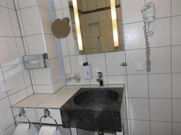 Aparthotel Guzulka & Restaurant : photo 4 de la chambre chambre simple