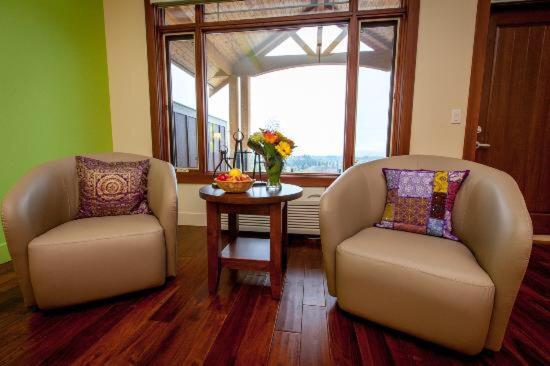 Hillcrest Farm Market B&B : photo 5 de la chambre chambre double deluxe avec balcon