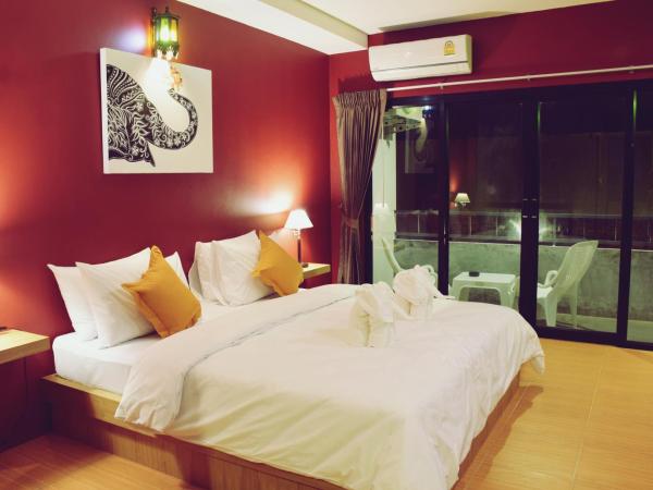 At Home Khaolak : photo 5 de la chambre chambre double avec terrasse