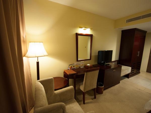 Gaya Centre Hotel : photo 7 de la chambre chambre deluxe double ou lits jumeaux