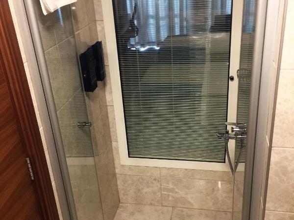 Best Western Premier Karsiyaka Convention & Spa Hotel : photo 9 de la chambre chambre lit queen-size - non-fumeurs