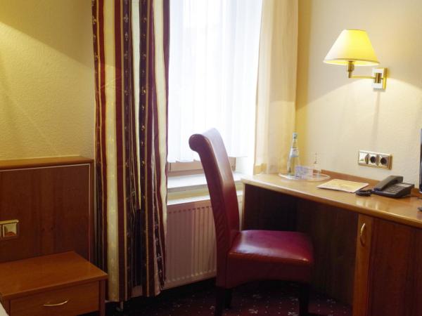 Hotel Merseburger Hof : photo 5 de la chambre chambre double