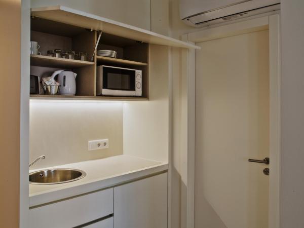 Hotel Spot Family Suites : photo 3 de la chambre suite