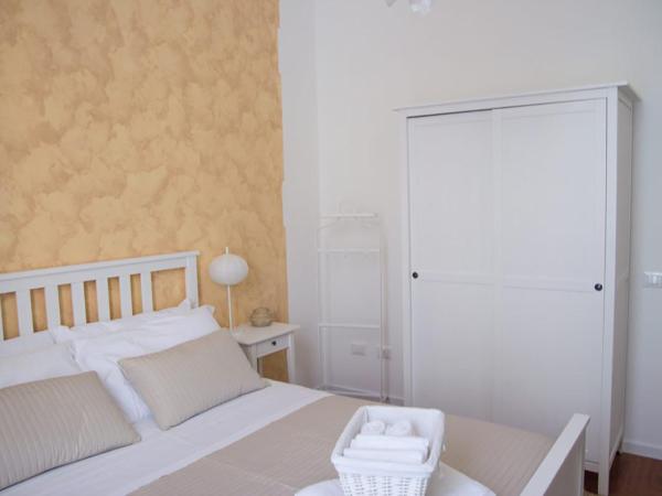 B&B Gallidoro : photo 4 de la chambre chambre double avec salle de bains privative extérieure